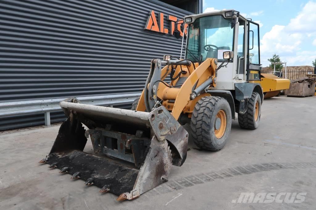 Liebherr L 506 Kolové nakladače