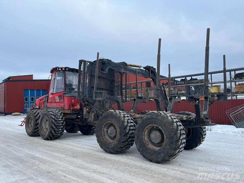 Komatsu 895 Vyvážecí traktory
