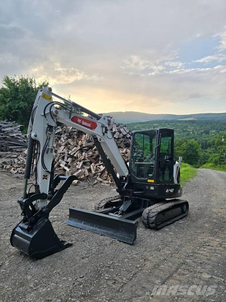 Bobcat E 42 Mini rýpadla < 7t