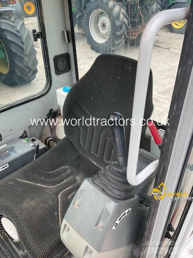 Takeuchi TB 219 Mini rýpadla < 7t