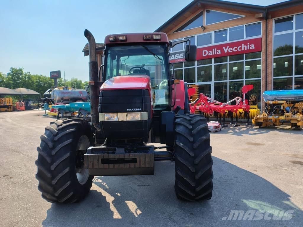 Case IH MX 135 Traktory