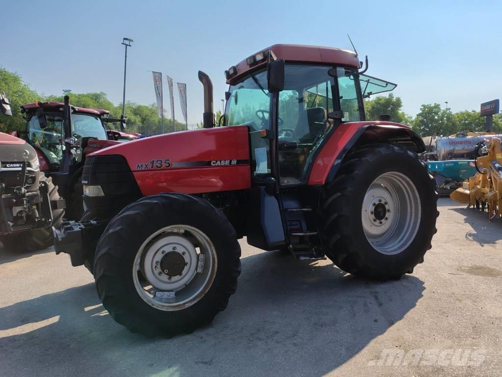 Case IH MX 135 Traktory