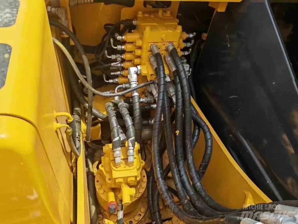 Komatsu PC 130 LC-7 Pásová rýpadla