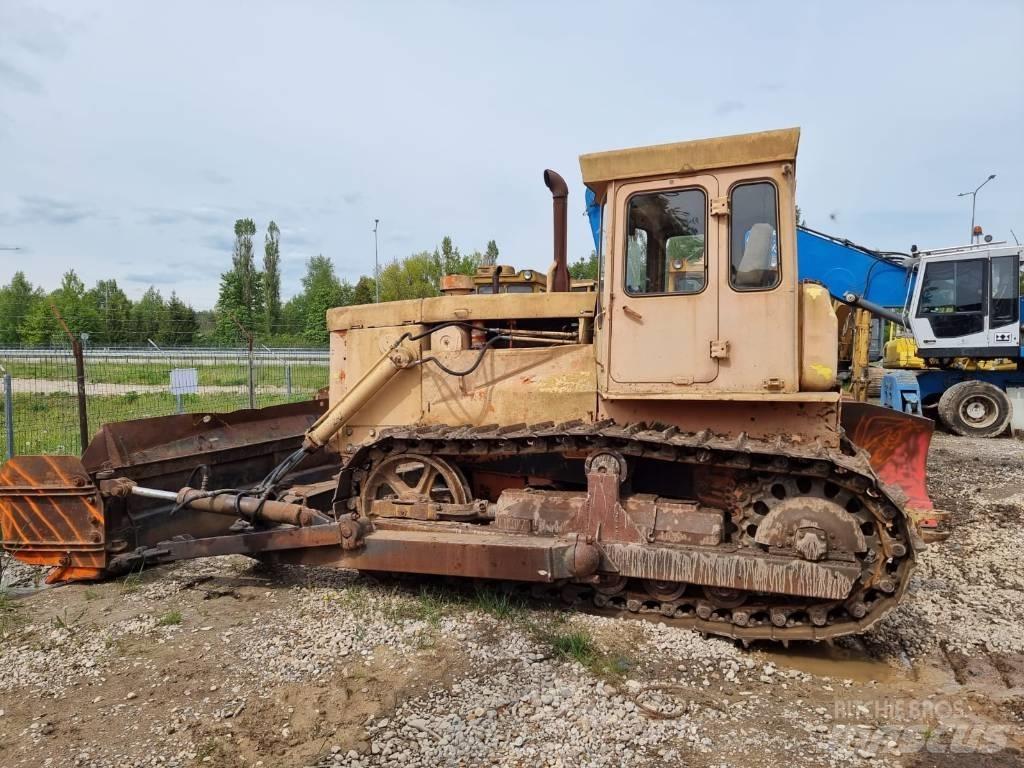 CAT T 130 Pásové dozery