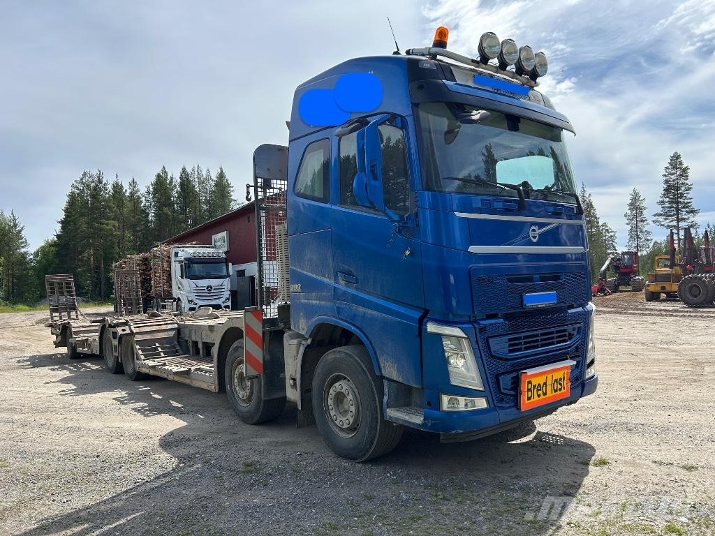 Volvo FH 500 Nákladní automobily pro přepravu lesních strojů