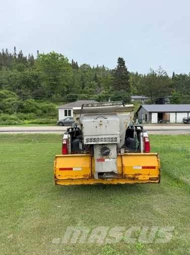 Ford F 350 Další