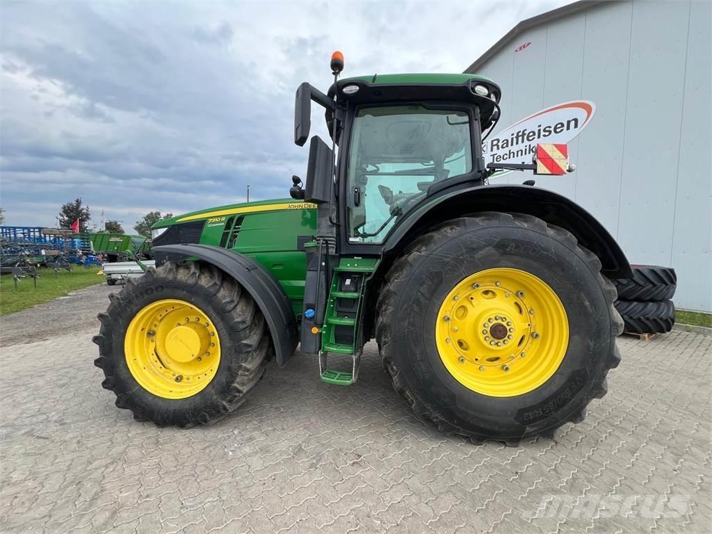 John Deere 7310 R Traktory
