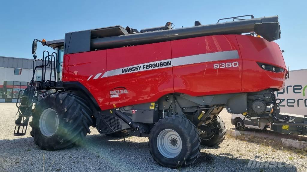 Massey Ferguson 9380 Sklízecí mlátičky