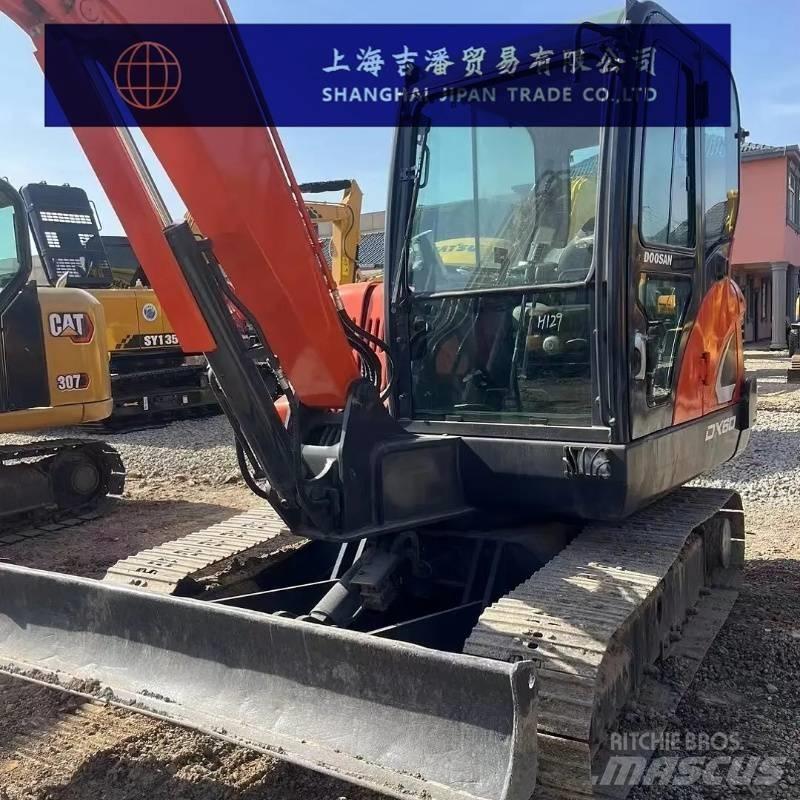 Doosan DX 60 Pásová rýpadla