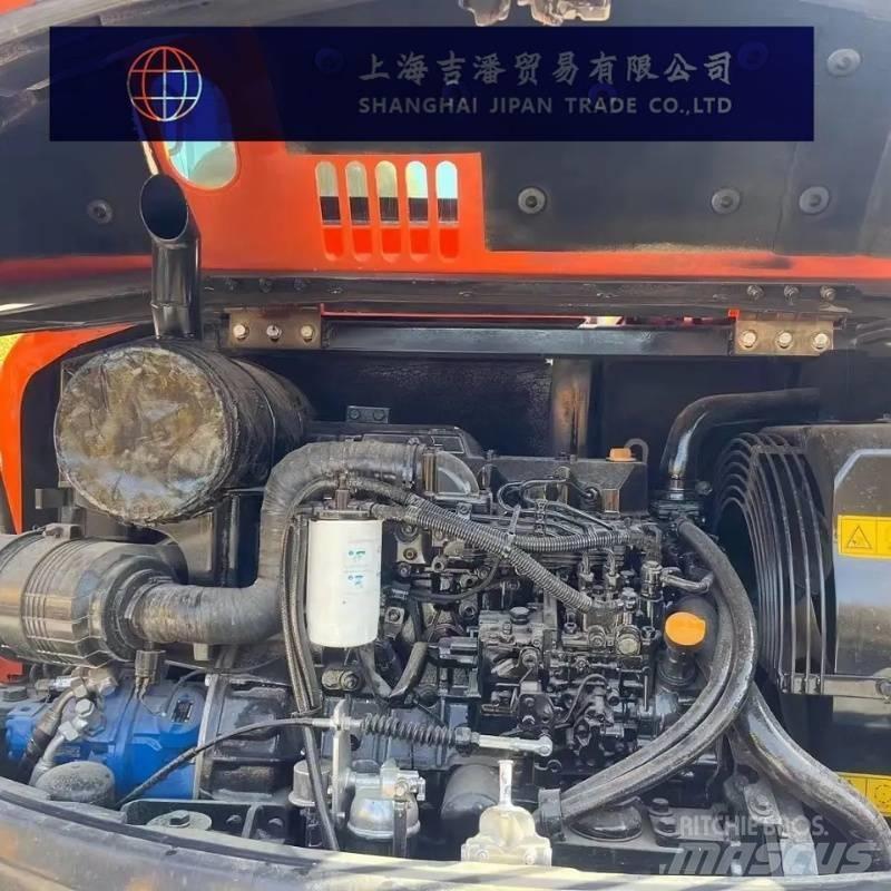Doosan DX 60 Pásová rýpadla