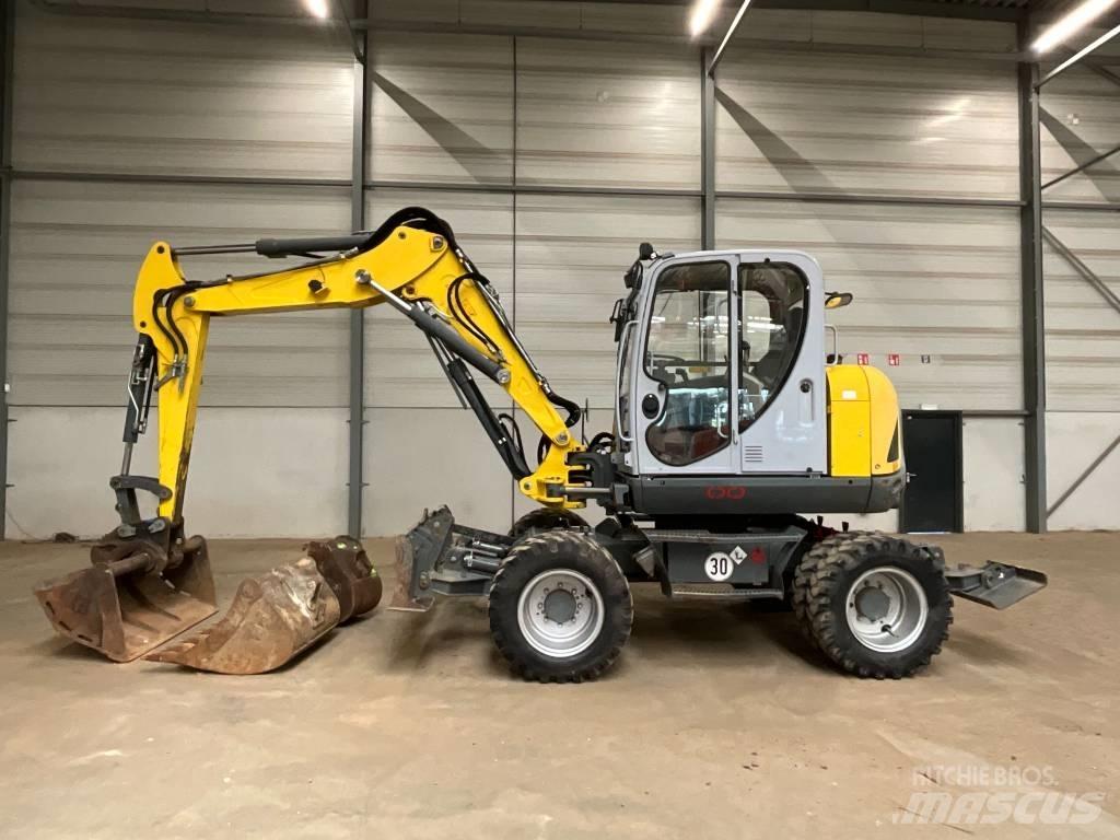 Neuson EW 100 Kolová rýpadla