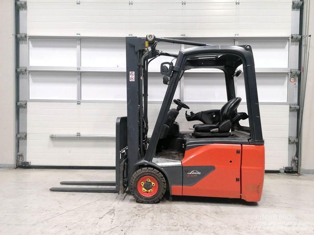 Linde E15-02 Akumulátorové vozíky