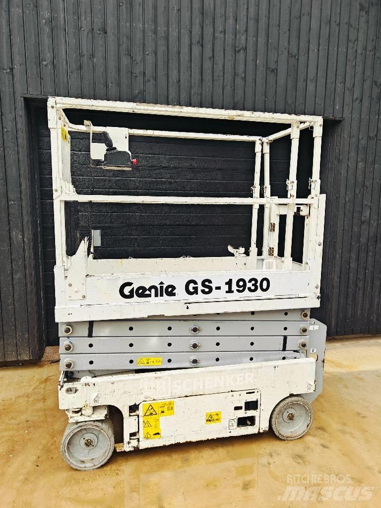 Genie 1930es Nůžková zvedací plošina