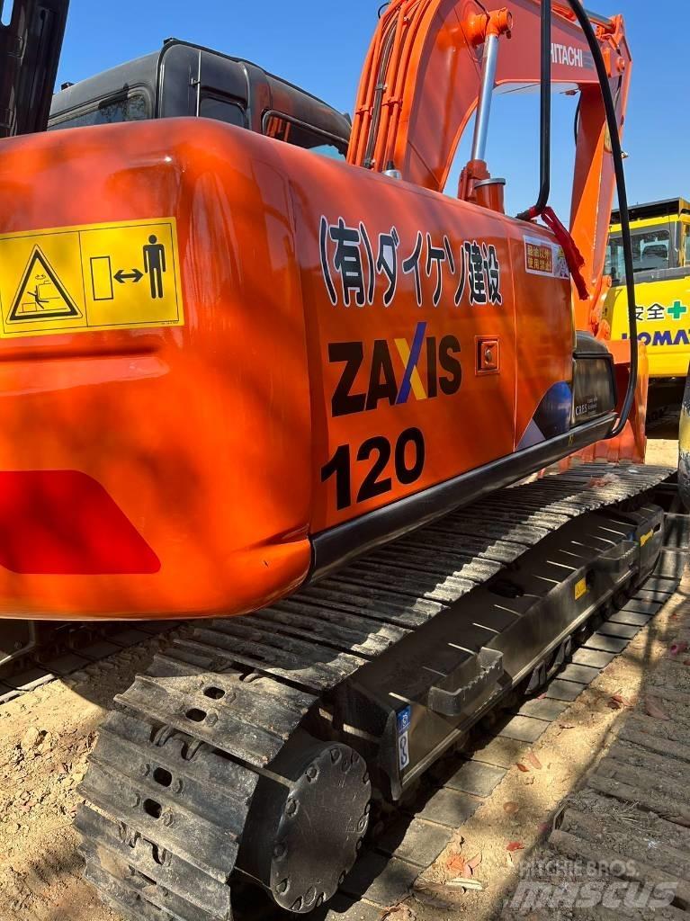 Hitachi ZX 120 Midi rýpadla 7t - 12t