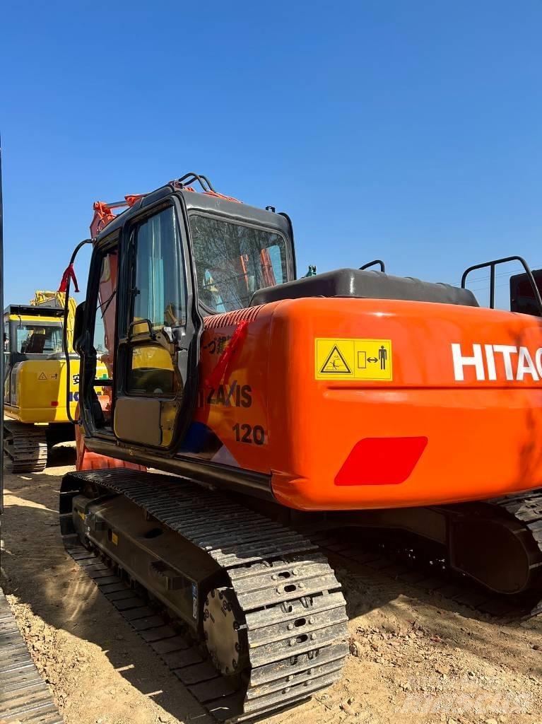 Hitachi ZX 120 Midi rýpadla 7t - 12t