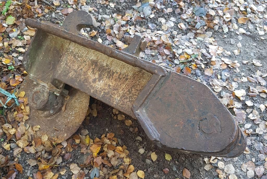  Asfaltsskärare B20 Frézy, nůžky