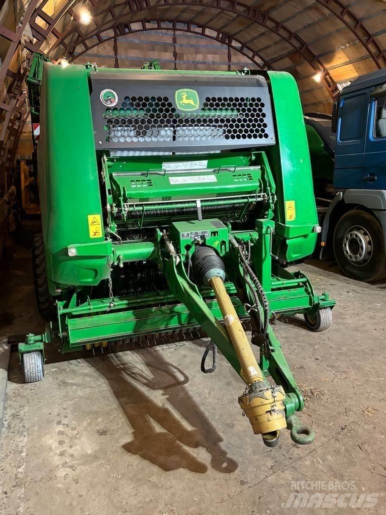 John Deere 960 Lis na válcové balíky