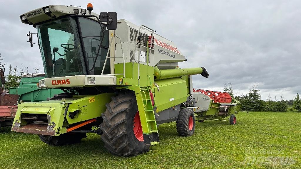 CLAAS Medion 310 Sklízecí mlátičky