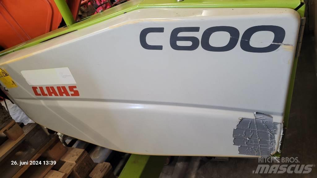 CLAAS Tucano 430 Sklízecí mlátičky