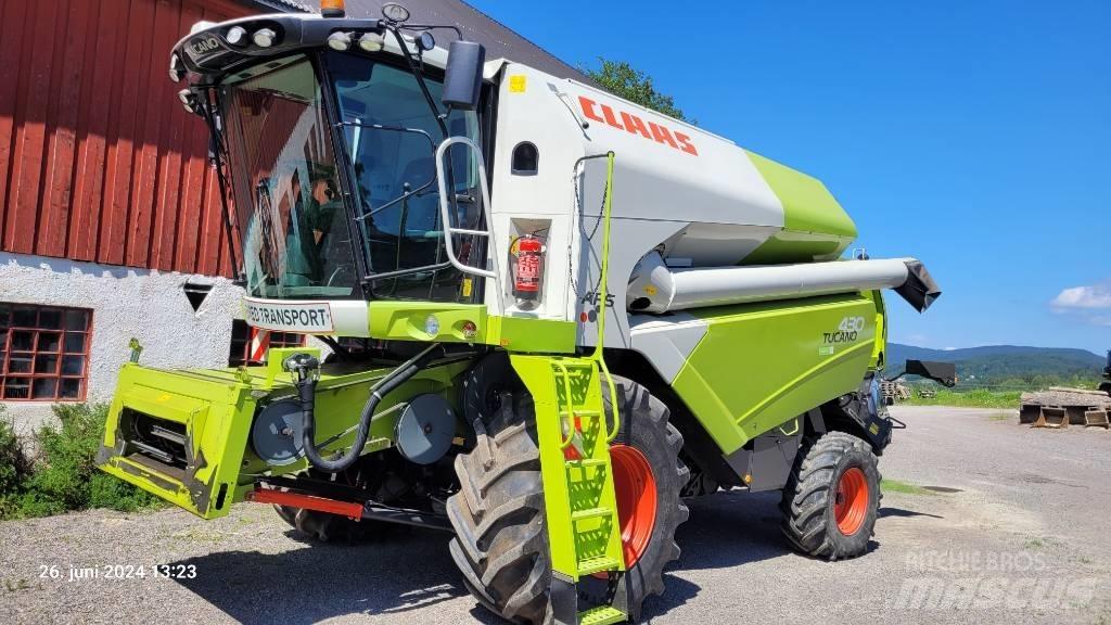 CLAAS Tucano 430 Sklízecí mlátičky