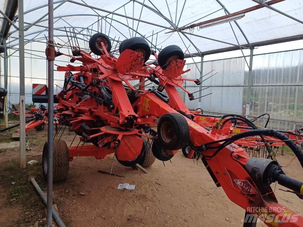 Kuhn GF 13012 Obraceče a shrabovače sena