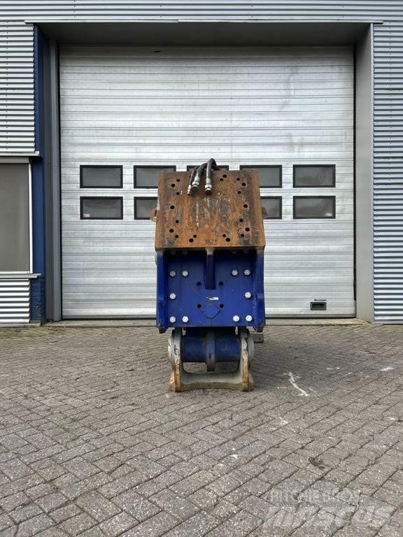 Xcentric XR30 Ostatní komponenty