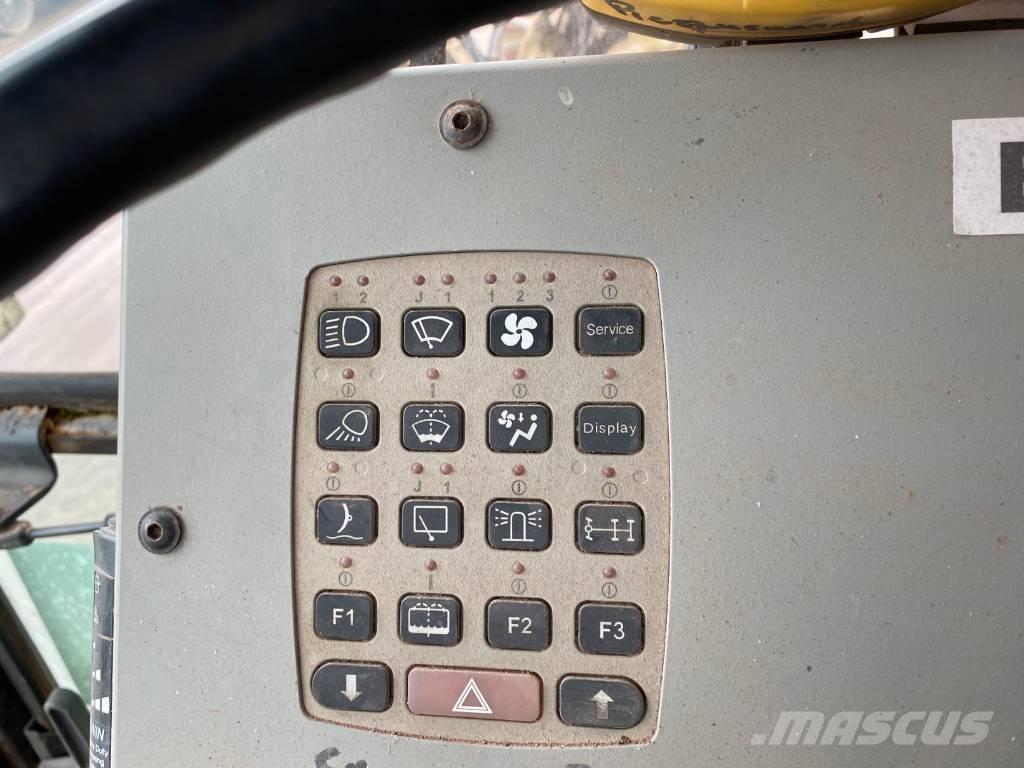 New Holland F 156.6 Grejdry