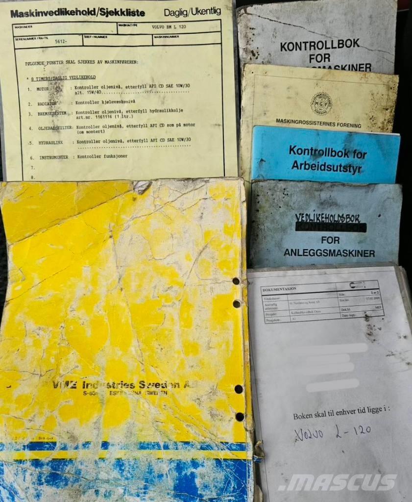 Volvo L 120 Kolové nakladače