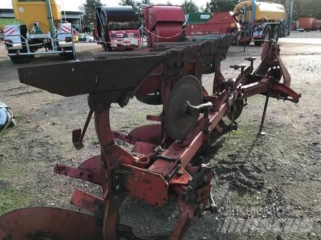 Kverneland MOD.L Pluhy