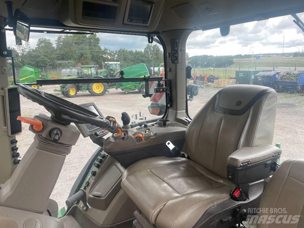 John Deere 7R330 Traktory
