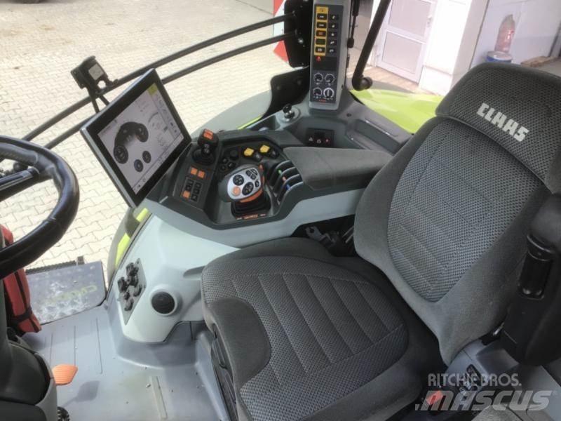 CLAAS AXION 870 Traktory