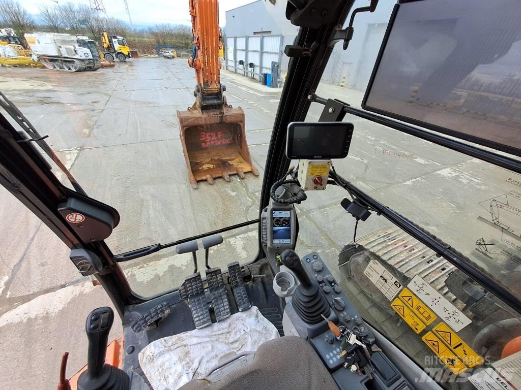 Hitachi ZX490LCH-6 Pásová rýpadla