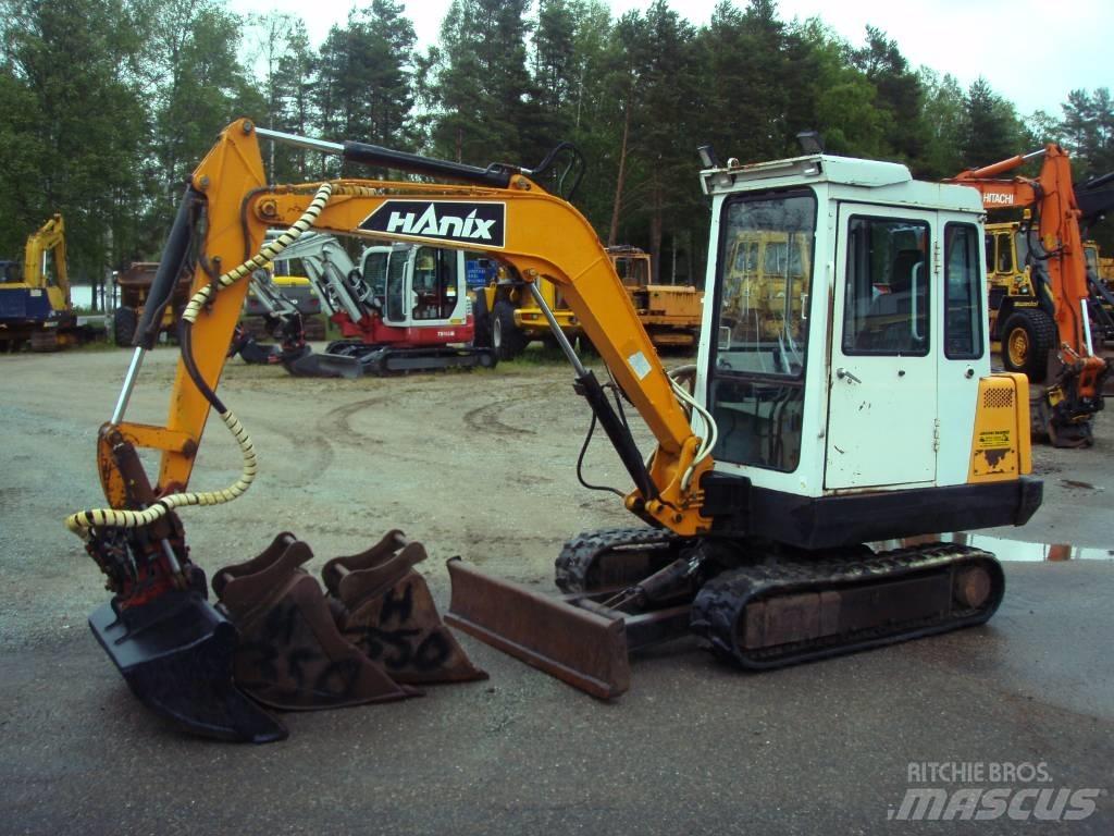 Hanix N 350-2 Mini rýpadla < 7t