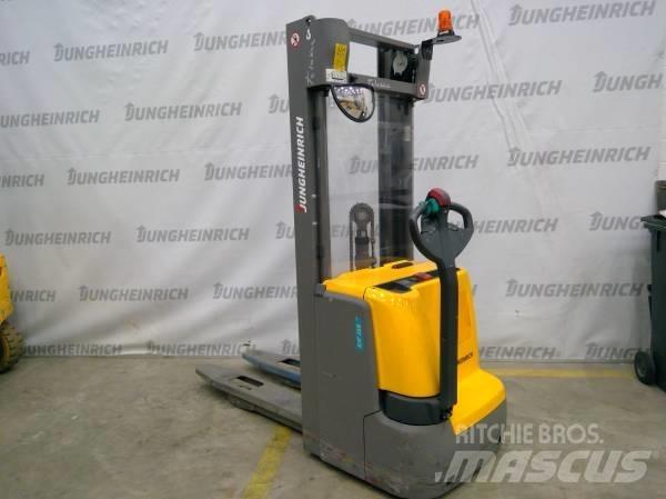 Jungheinrich EJC 216 Ručně vedené vysokozdvižné vozíky