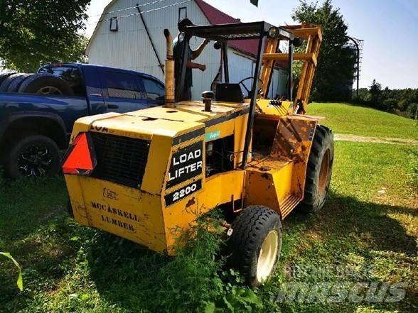 Load Lifter 2214-3 Terénní vysokozdvižné vozíky
