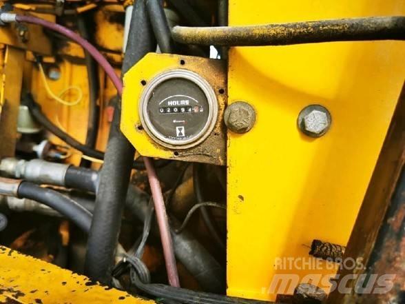 Load Lifter 2214-3 Terénní vysokozdvižné vozíky