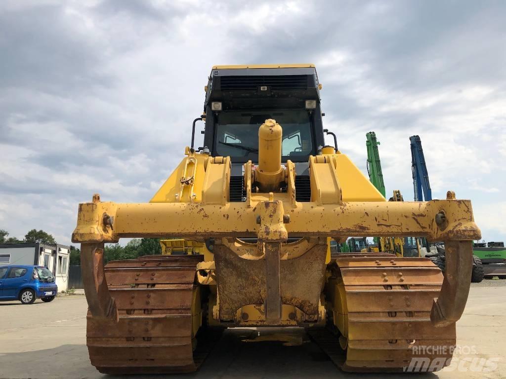 Komatsu D 61 PXi-24 Pásové dozery
