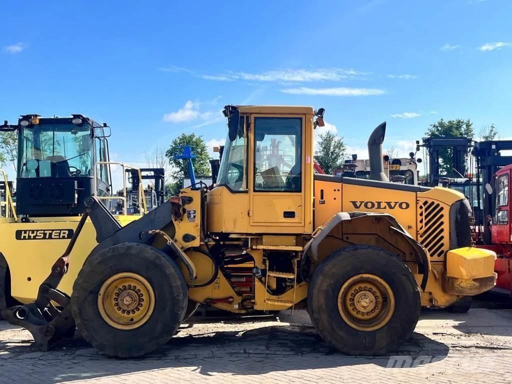 Volvo L90E Kolové nakladače