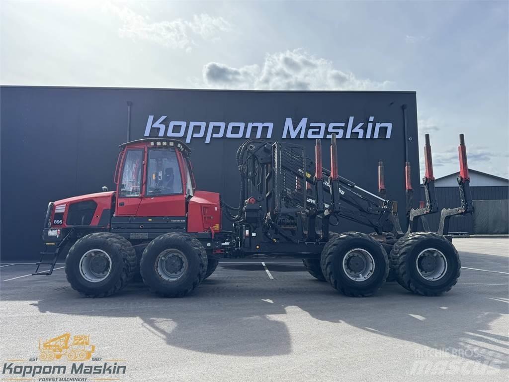 Komatsu 895 Vyvážecí traktory