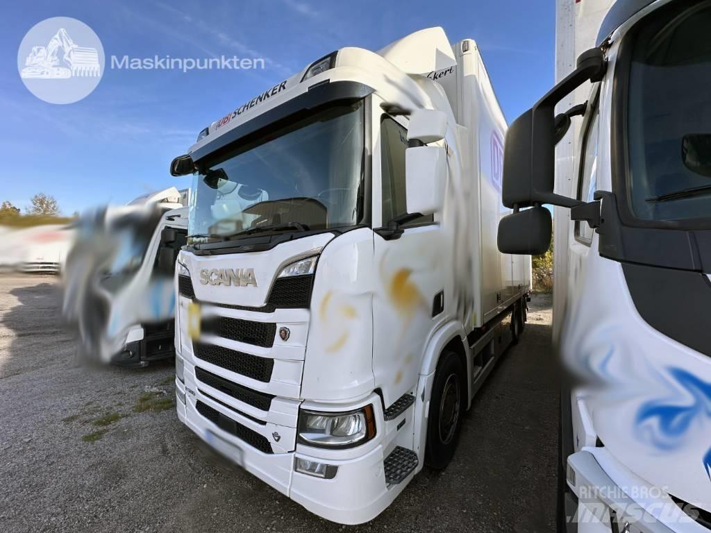 Scania R 580 Skříňová nástavba