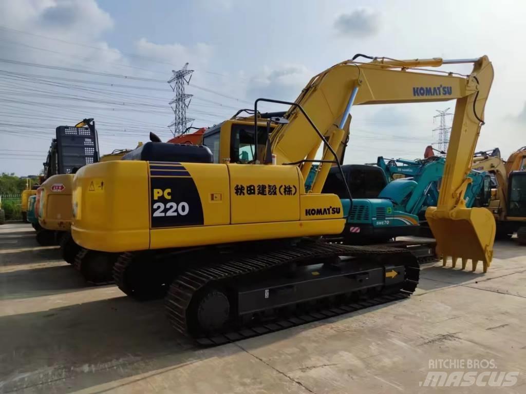Komatsu PC 220 Pásová rýpadla