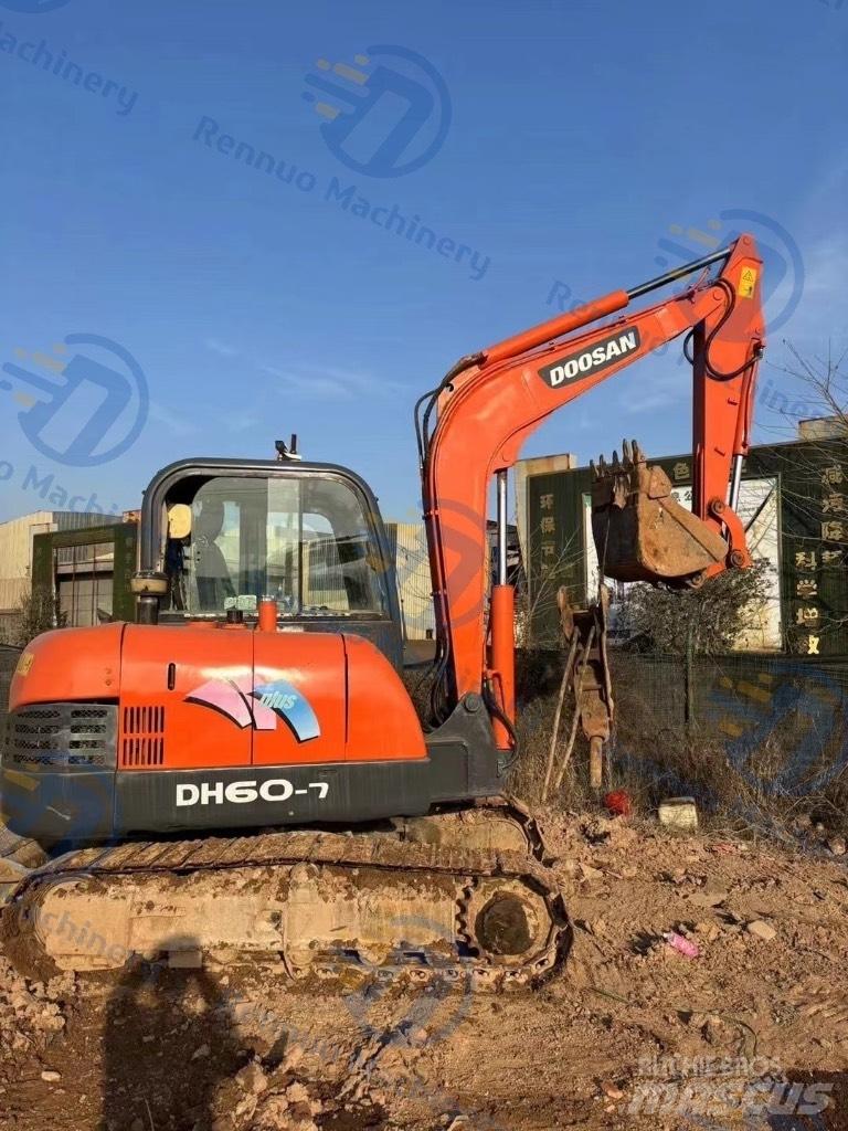 Doosan DH 60 Pásová rýpadla