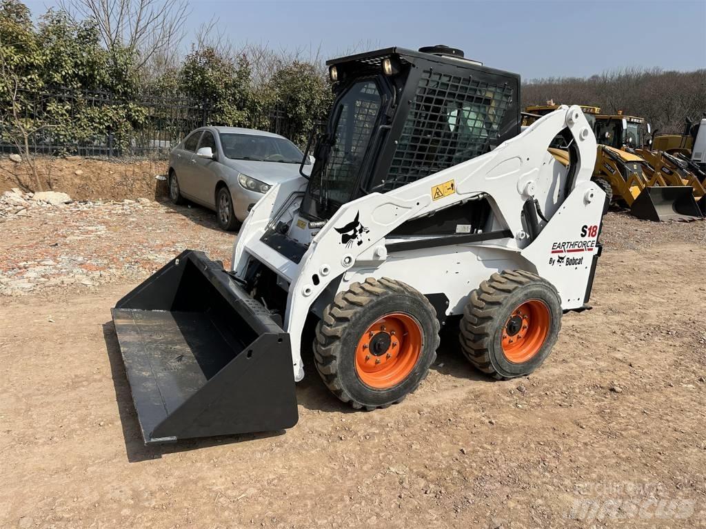 Bobcat S 18 Smykem řízené nakladače