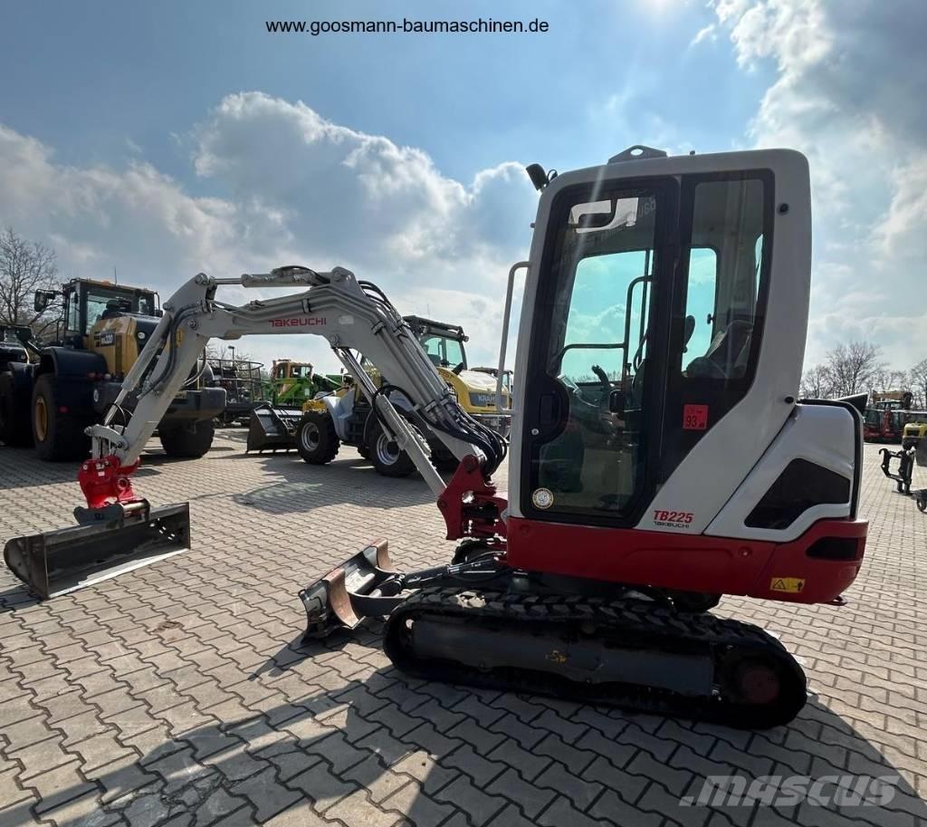 Takeuchi TB 225 Mini rýpadla < 7t