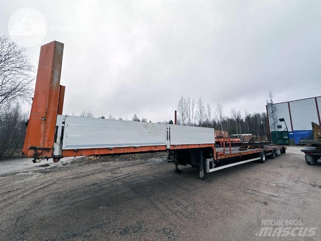 Briab Jumbotrailer Podvalníkové návěsy