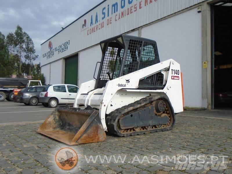 Bobcat T 140 Smykem řízené nakladače
