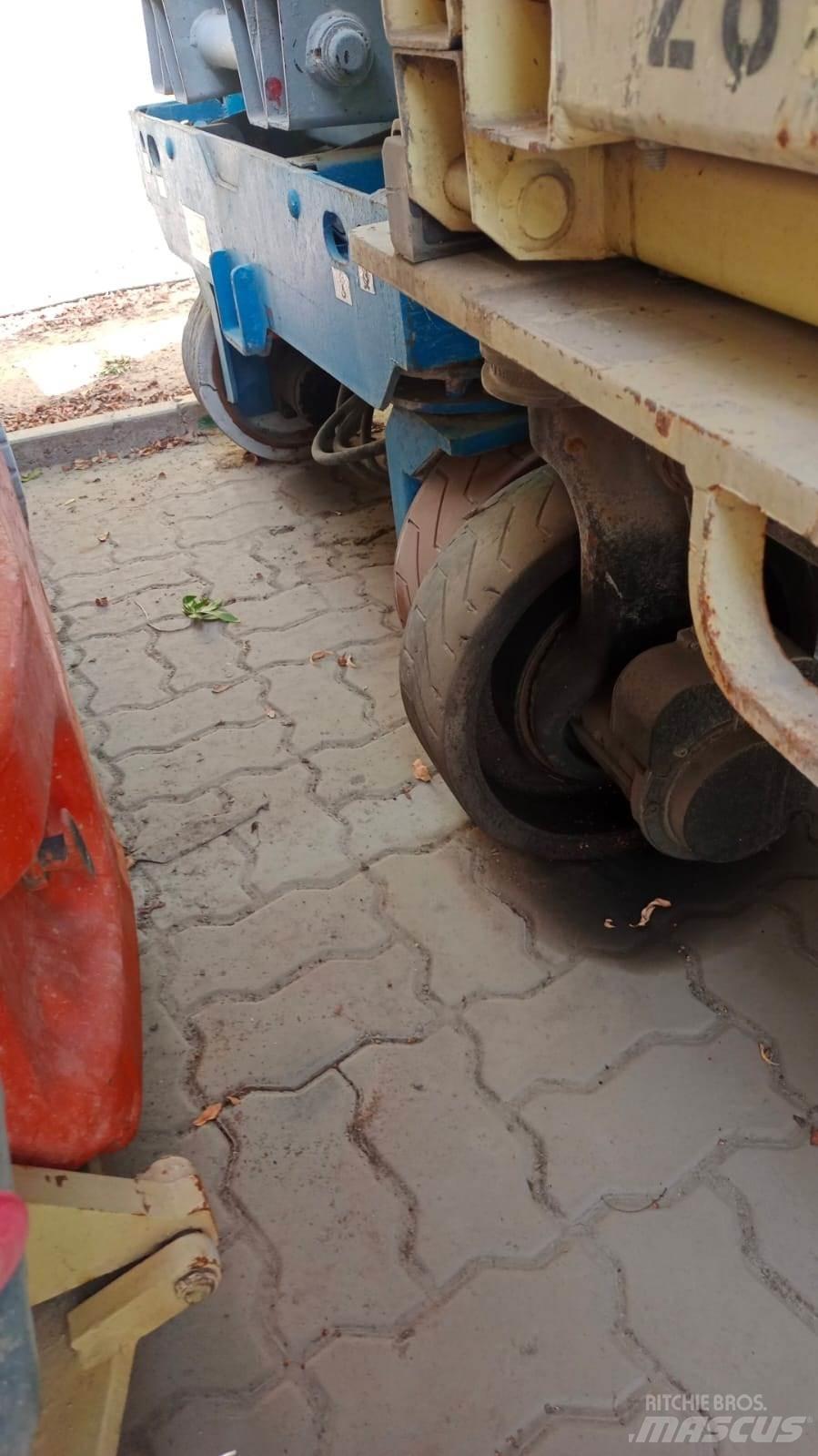 JLG 2646ES Nůžková zvedací plošina