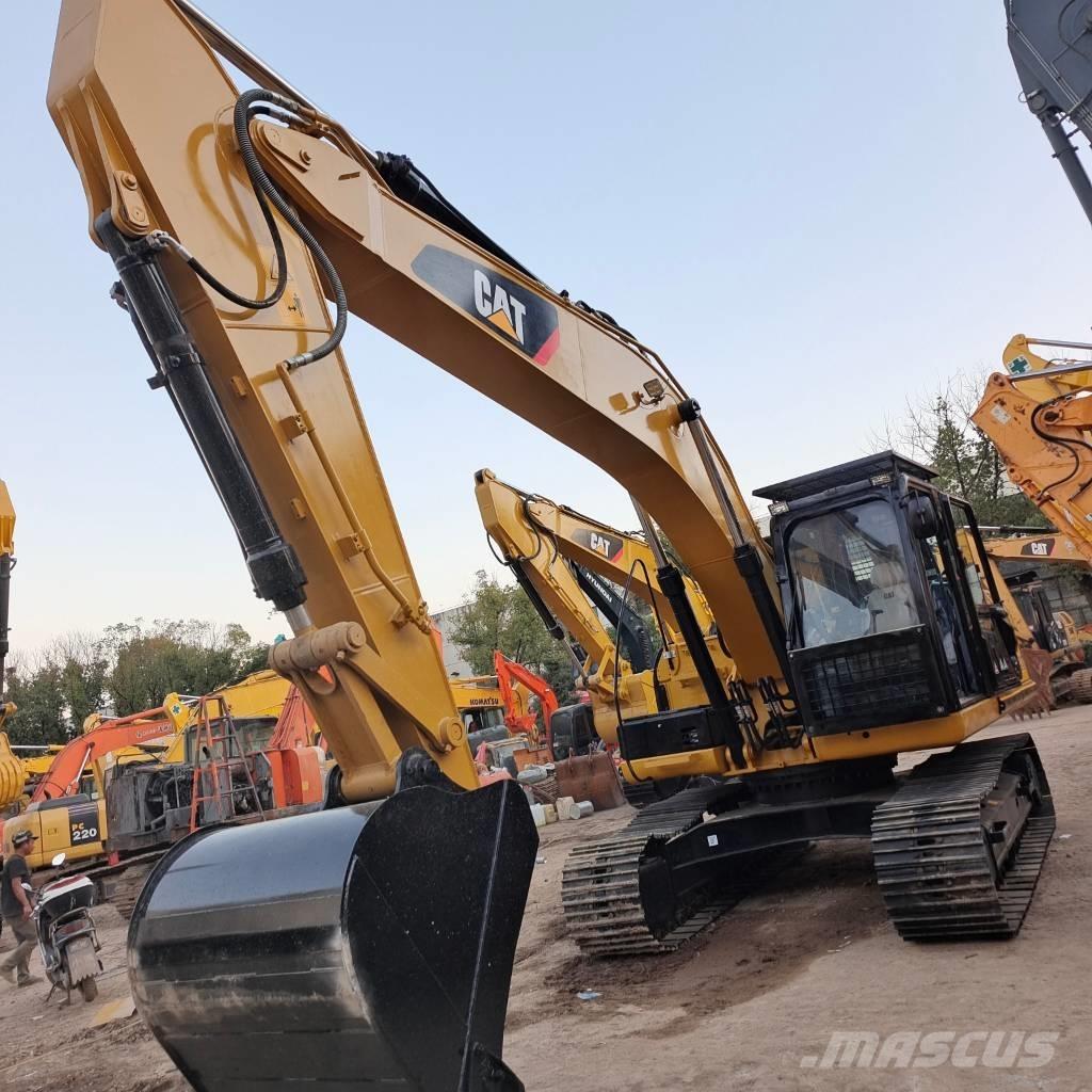 CAT 320 D2L Pásová rýpadla