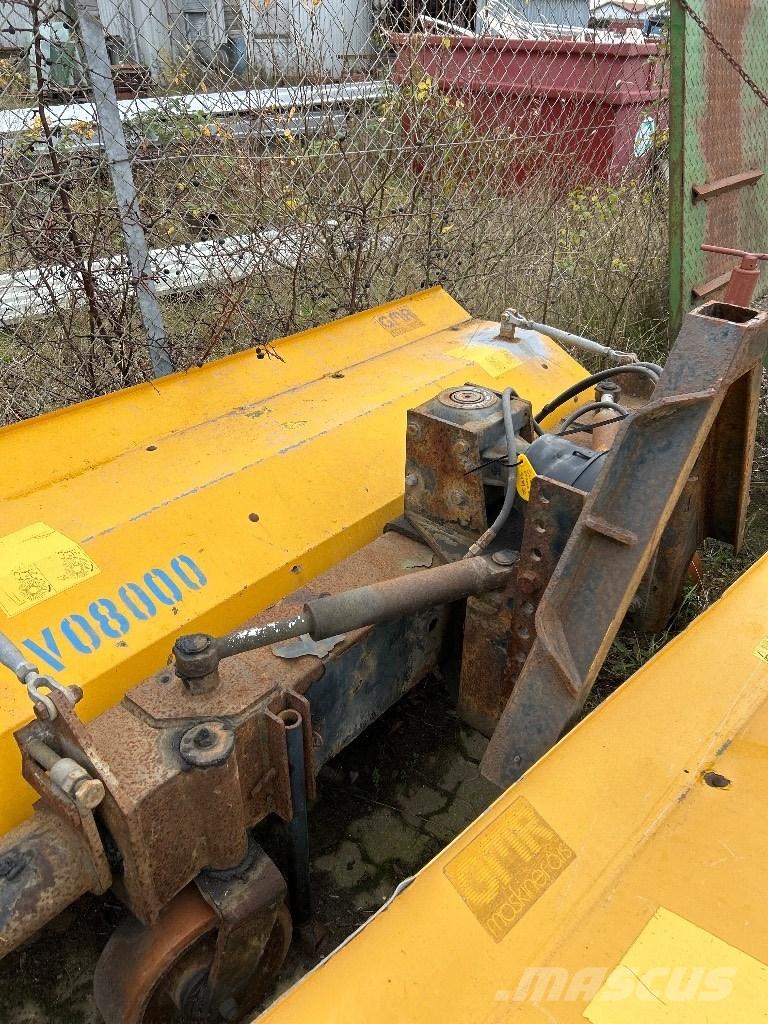 GMR FF2000 SPS Zametací stroje