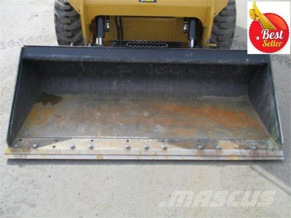 CAT 236 D Smykem řízené nakladače